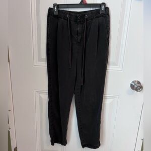 American Eagle Ankle Pants Womens 4 Regular Black Tapered Leg Chambray